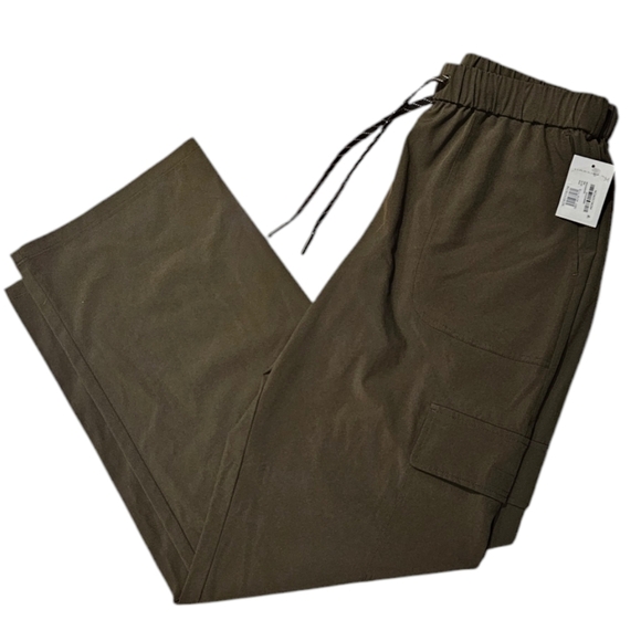 🎉Host Pick🎉 Zella Interval Utility Cargo Pants Olive Night sz Small(4-6) NWT - Picture 1 of 8